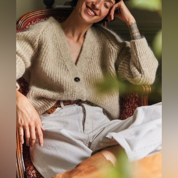 Cozy Beige Women's Cardigan Sweater - Picture 7 of 15